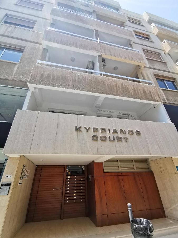 Island Time Holiday Apartment Ларнака Экстерьер фото